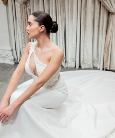 Plunge Detail Simple Mermaid Wedding Dress 1