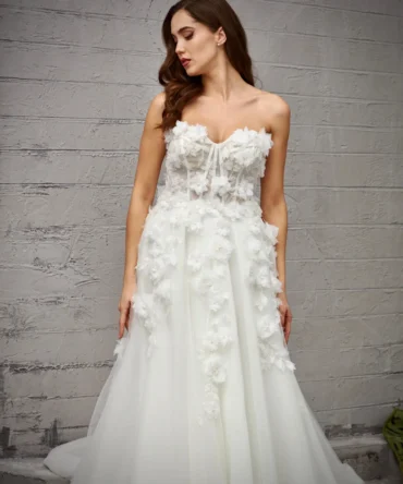 Strapless Floral Applique Tulle Wedding Dress