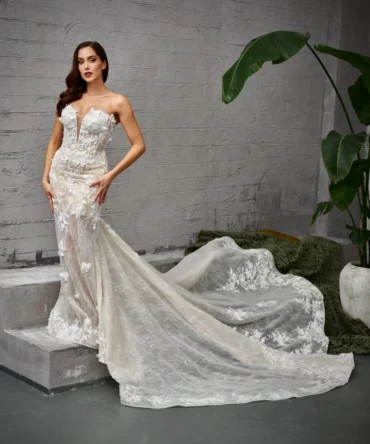 Strapless Sheer Lace Train Wedding Dress